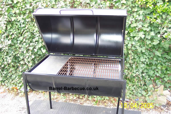 Deluxe Barrel Barbecue
